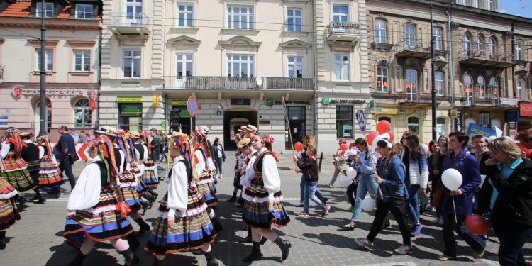 2018-04-27T12:22:48:00 , 

Fot. Piotr Michalski 

Dni Dialogu Pokolen .