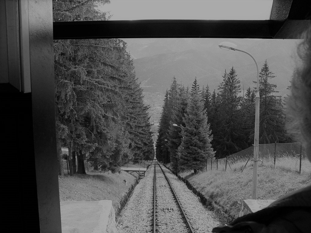 1024px gubalowka mountain funicular railway 2