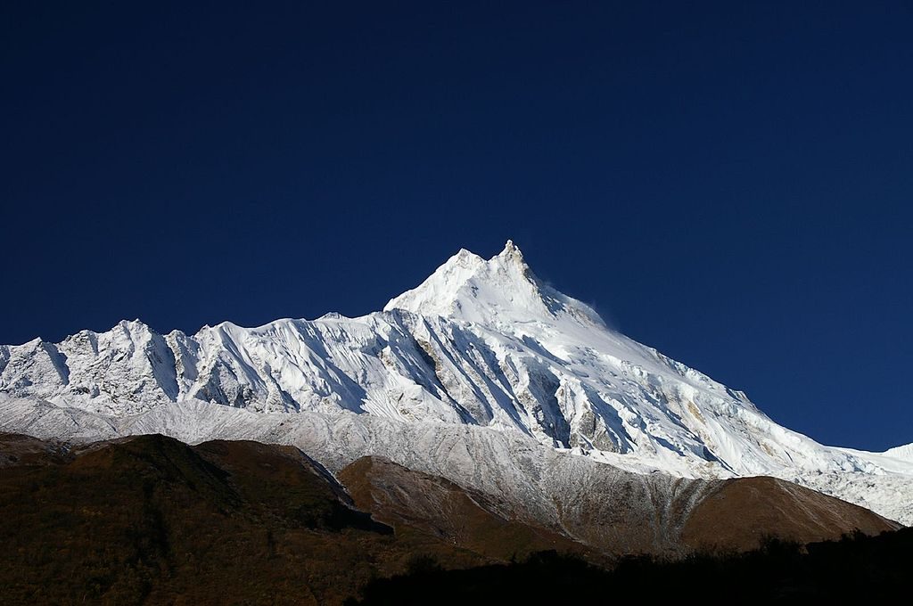 1024px manaslu from base camp trip