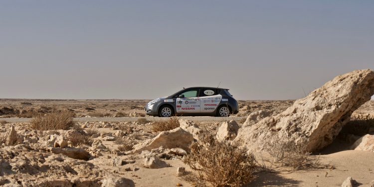Historyczny wyczyn stał się faktem. Arkady Paweł Fiedler i elektryczny Nissan LEAF zdobyli Afrykę