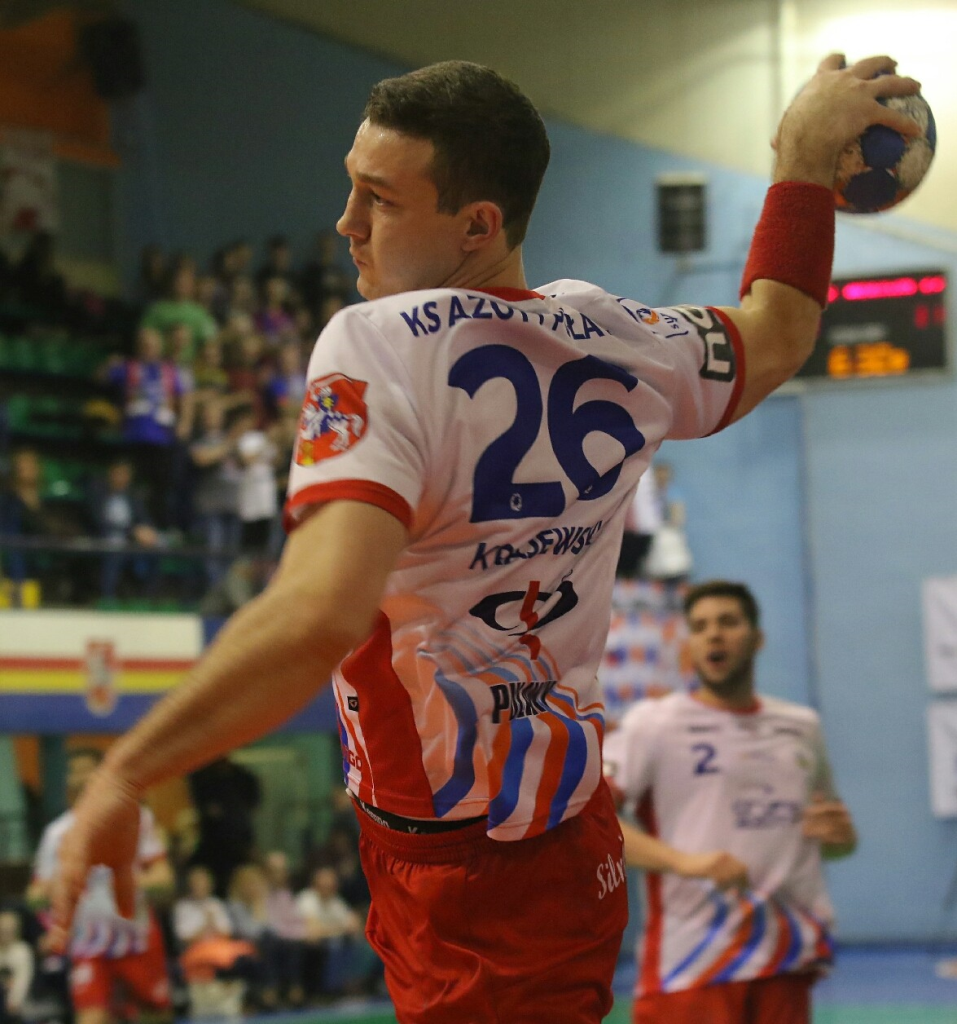 azoty 19