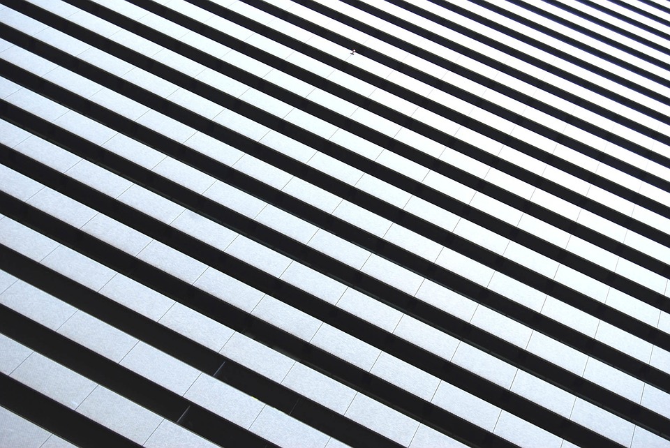 black and white stripes 1149856 960 720