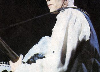 David Bowie tocando en el festival "Rock in Chile", celebrado en Octubre de 1990 en Santiago de Chile.