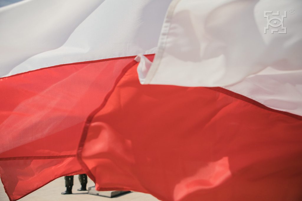 flagi polski2klowfqwibgpc785hlxs