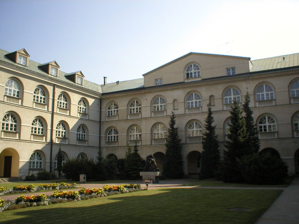 lublinkulcourtyard1