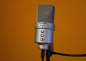 microphone 2247471 960 720 1