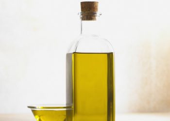 olive oil 356102 960 720 1