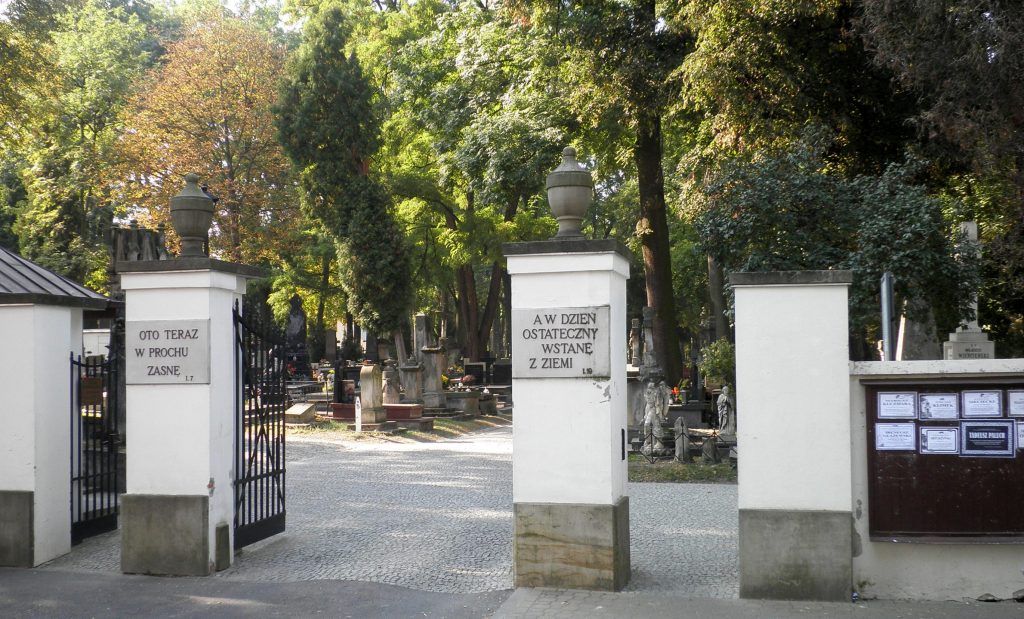 pl lublin cmentarz lipowa bramy5 1