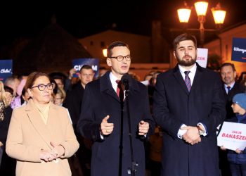 Wizyta Premier Mateusz Morawiecki z Marszalek Sejmu Beata Mazurek w Chelmie, popatcie dla Jakub Banaszek w II tura wyborow na Prezydent miasta Chelm .