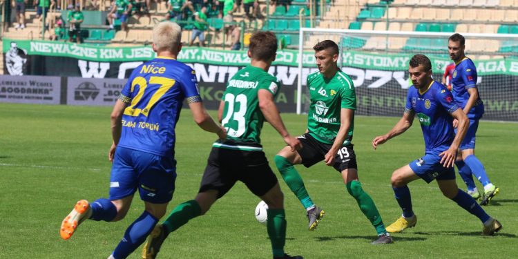 2019-08-18T13:36:16:04 , 

Fot. Piotr Michalski 


Gornik Leczna - Elana Torun .