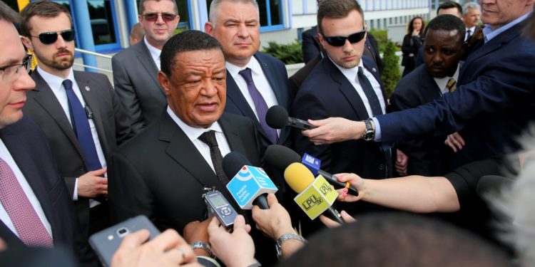 2018-04-25T16:16:04:37 , 

Fot. Piotr Michalski 

Wizyta Prezydent Etiopia Mulatu Teshome Wirtu w Zaklady Azotowe w Pulawach .