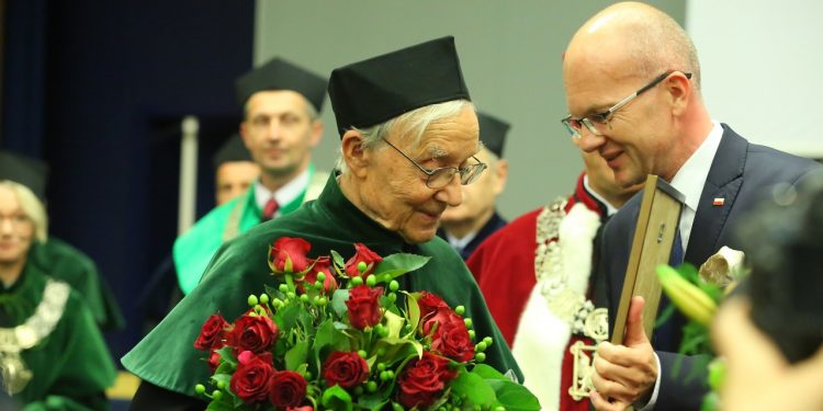 doktorat honoris causa UMCS dla Pierre Joliot .