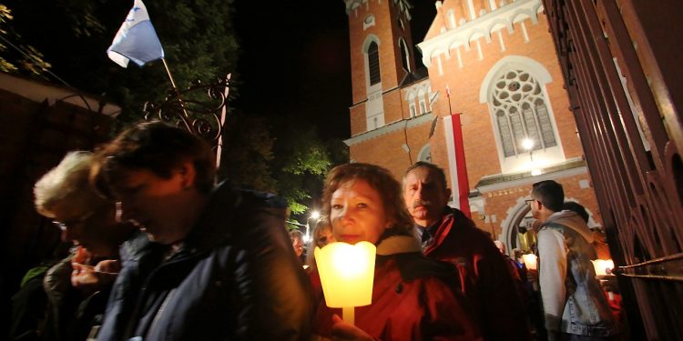 2017-09-02 , 

Fot. Piotr Michalski 


Rocznica koronacji Matka Boska Kebelska .