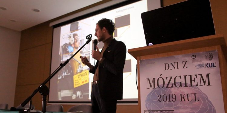 2019-03-13T13:49:15:21 , 

Fot. Piotr Michalski 


Dni z mozgiem 2019 KUL .