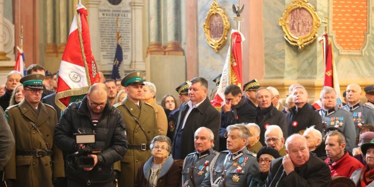 2018-11-11T11:20:23:37 , 

Fot. Piotr Michalski 



Obchody 100-lecie Odzyskania Niepodleglosci . Uroczysta Msza Swieta .