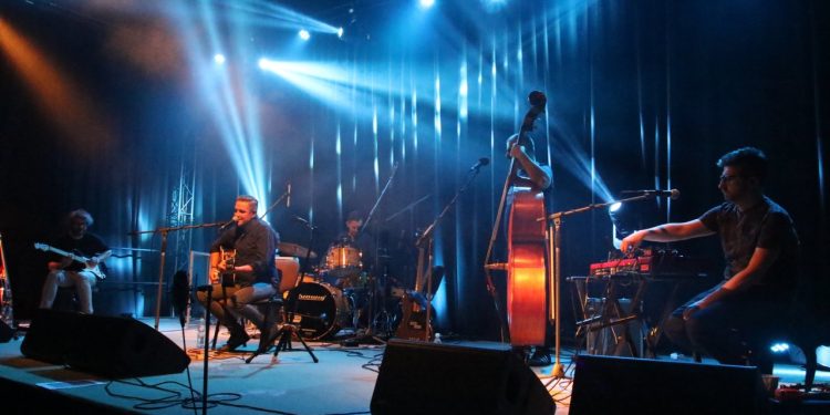 2019-04-12T19:35:06:00 , 

Fot. Piotr Michalski 


Wasio . Koncert w Radio Lublin .