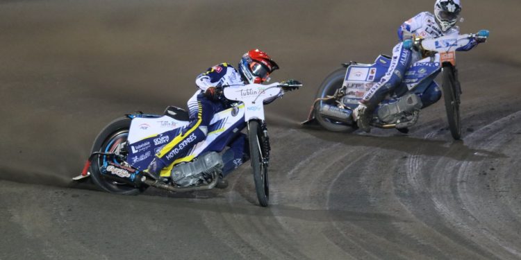 2019-05-03T20:43:08:00 , 

Fot. Piotr Michalski 


Speedcar Motor Lublin - Unia Leszno . *** Local Caption *** Zuzel