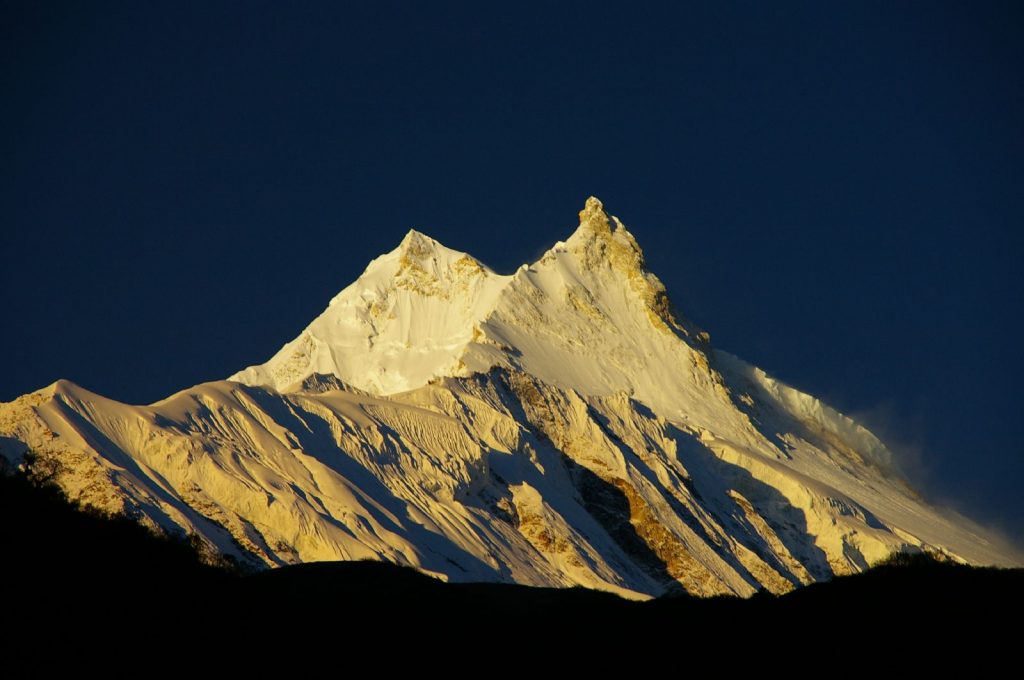 sunrise manaslu