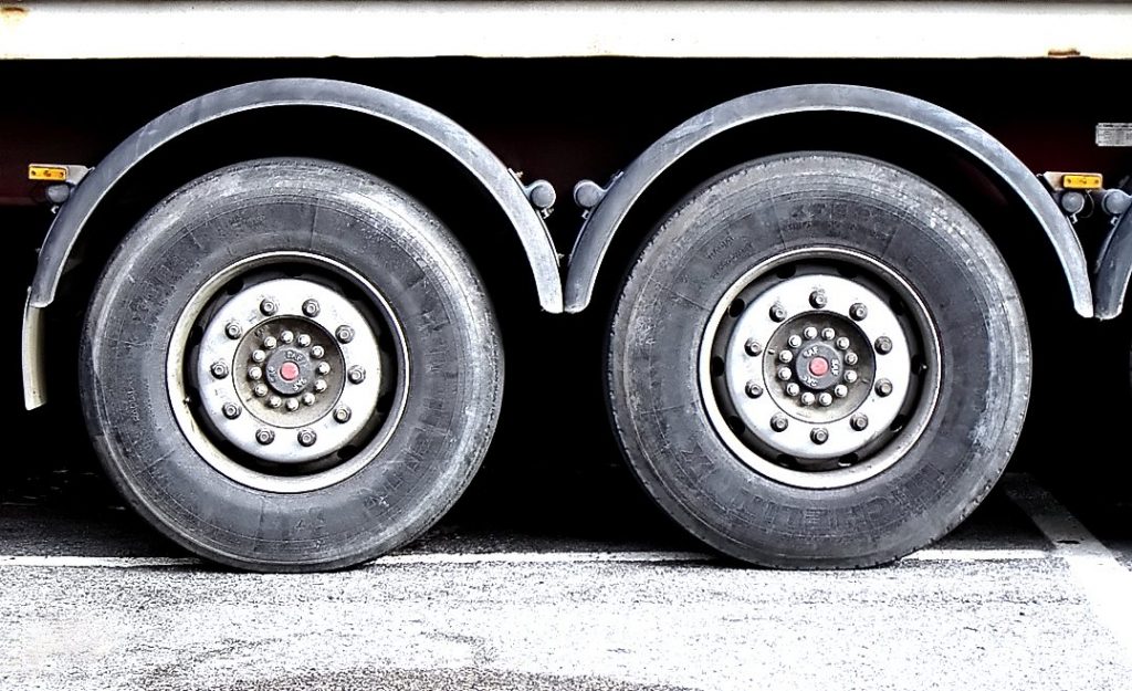 truck wheels 1240494