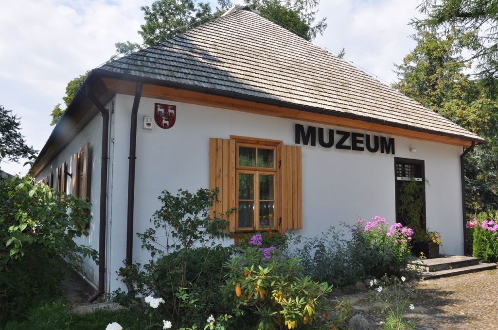 wola okrzejska muzeum