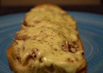 zapiekanka toasted bread fast food homemade 78592