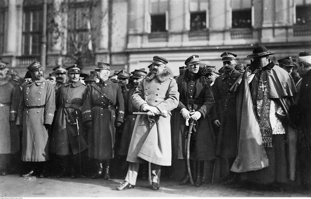 1280px uroczystosc wreczenia bulawy marszalkowskiej jozefowi pilsudskiemu 22 275 4 1