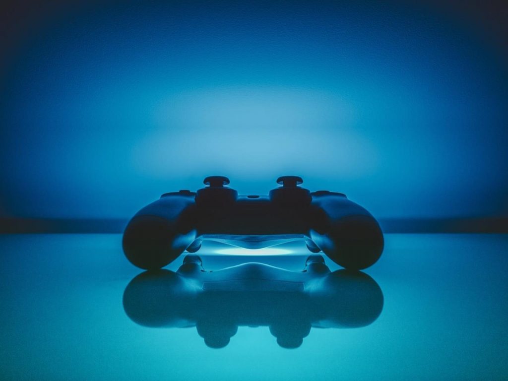 controller 2618897 960 720 1