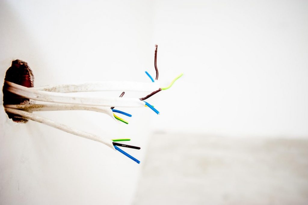 cables 1080569 960 720 1