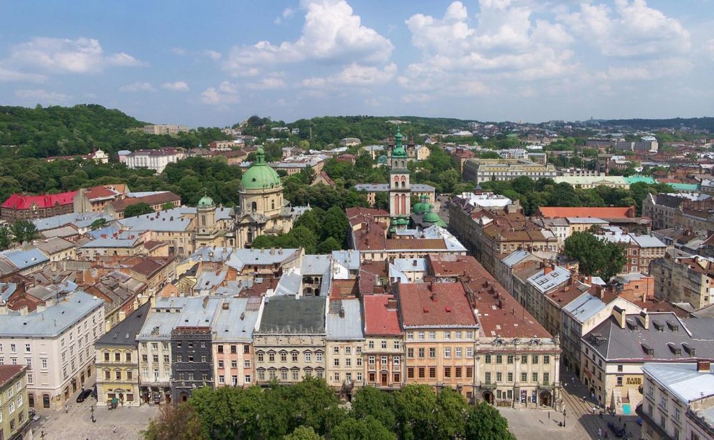1280px lwow widok z wiezy ratuszowej 01