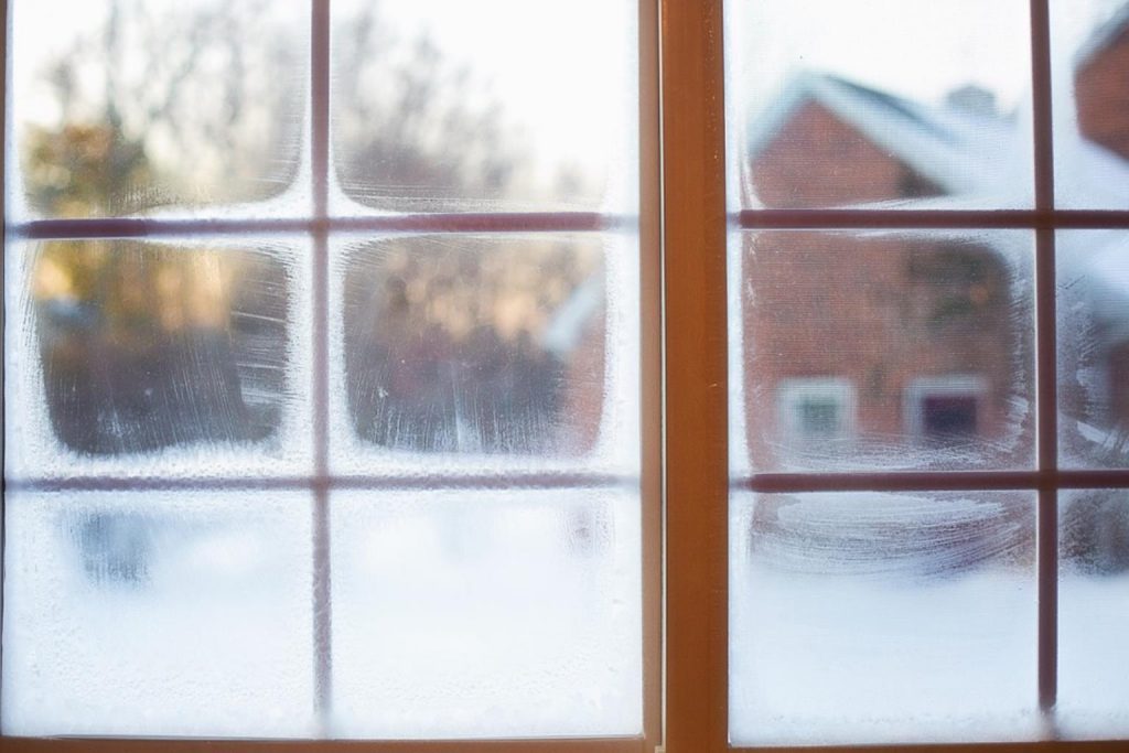 frost on window 637531 960 720 1