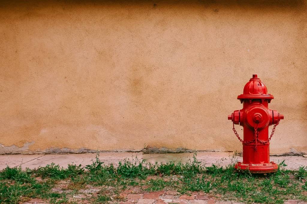 fire hydrant 947324 1920 2020 04 10 215041