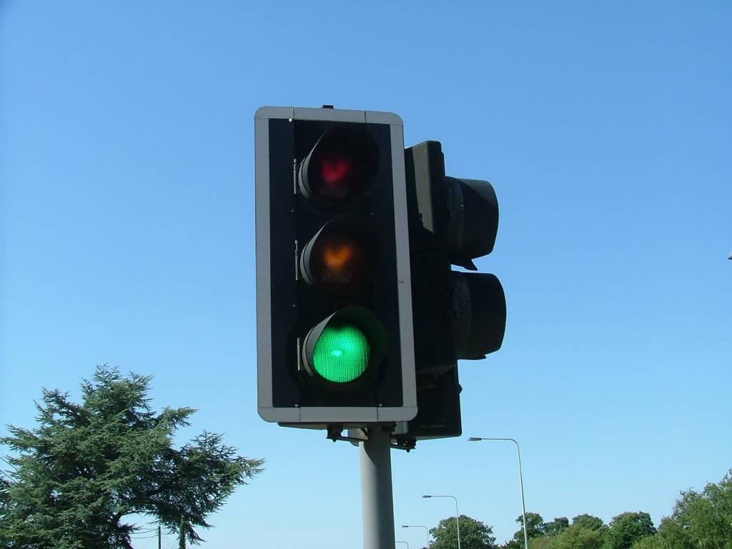 traffic lights 643304 1920 2020 04 25 144941