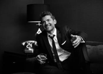 matt dusk promo photo 02 christina siamalekas 2020 05 06 170901