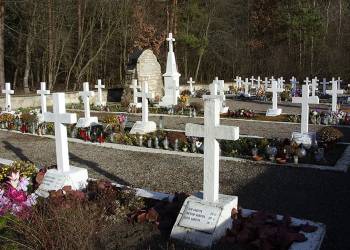 800px cemetery of polish victims of the german nazi massacre in sochy from june 1 1943 2020 06 01 205458