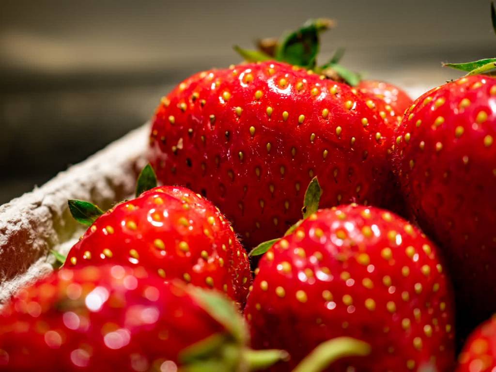 strawberries 5310168 1920 2020 07 08 190146