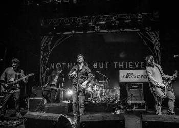 nothing but thieves 2020 11 28 232416