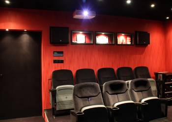 home theater 873241 1920 2021 01 16 130403