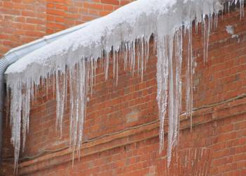 icicles 4042657 1920 2021 01 26 140140