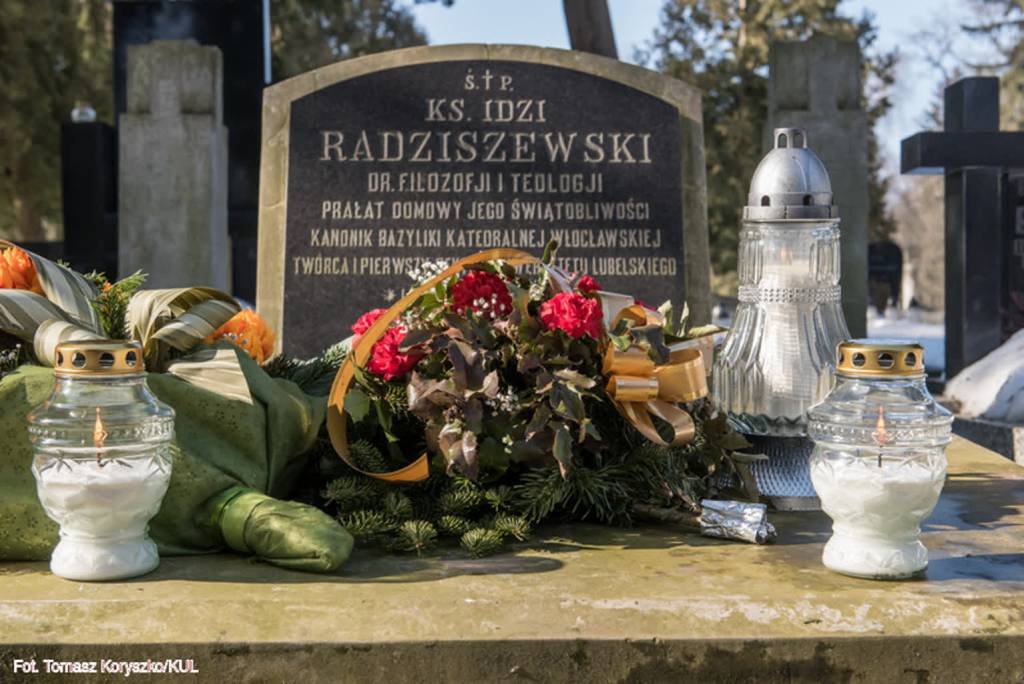 radziszewski nagrobek 2021 02 22 162901