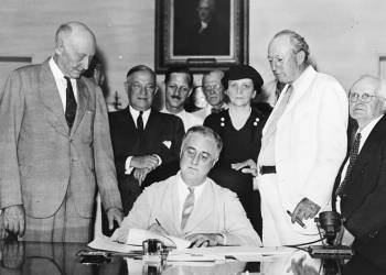 signing of the social security act 1 2021 02 15 085130