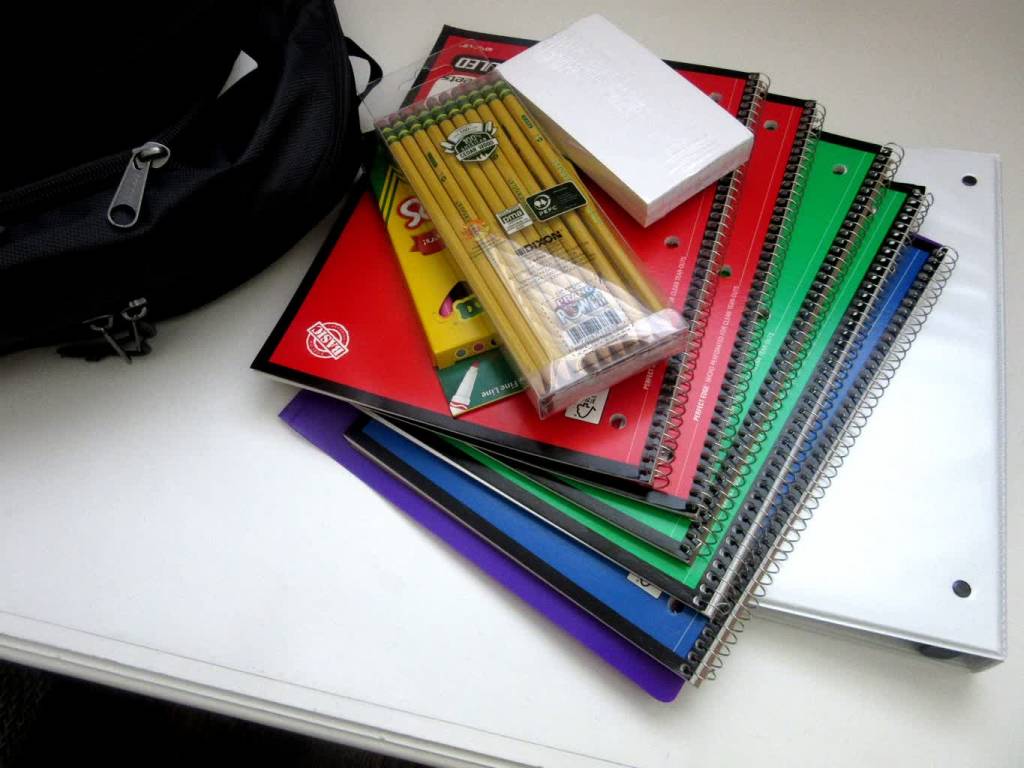 school supplies 1582082 1920 2021 08 26 215830