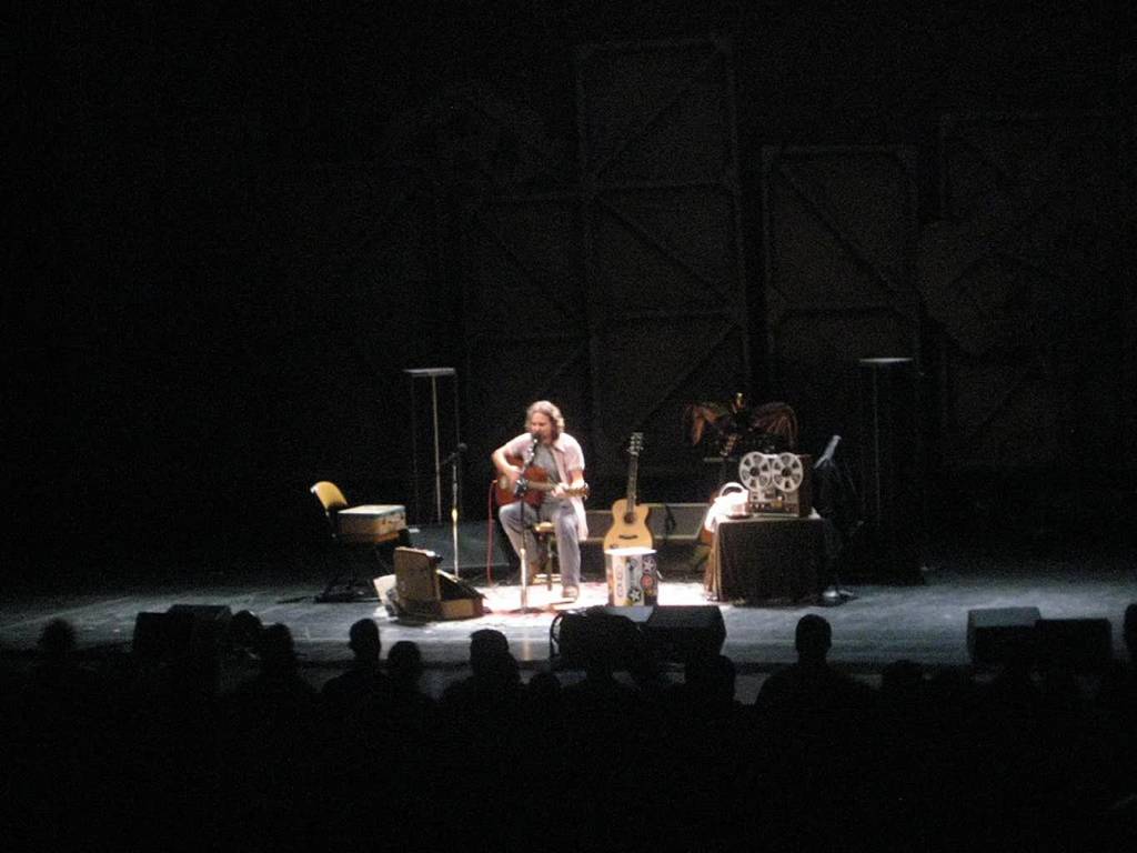 20080821 eddie vedder at auditorium theater 2021 09 18 114751