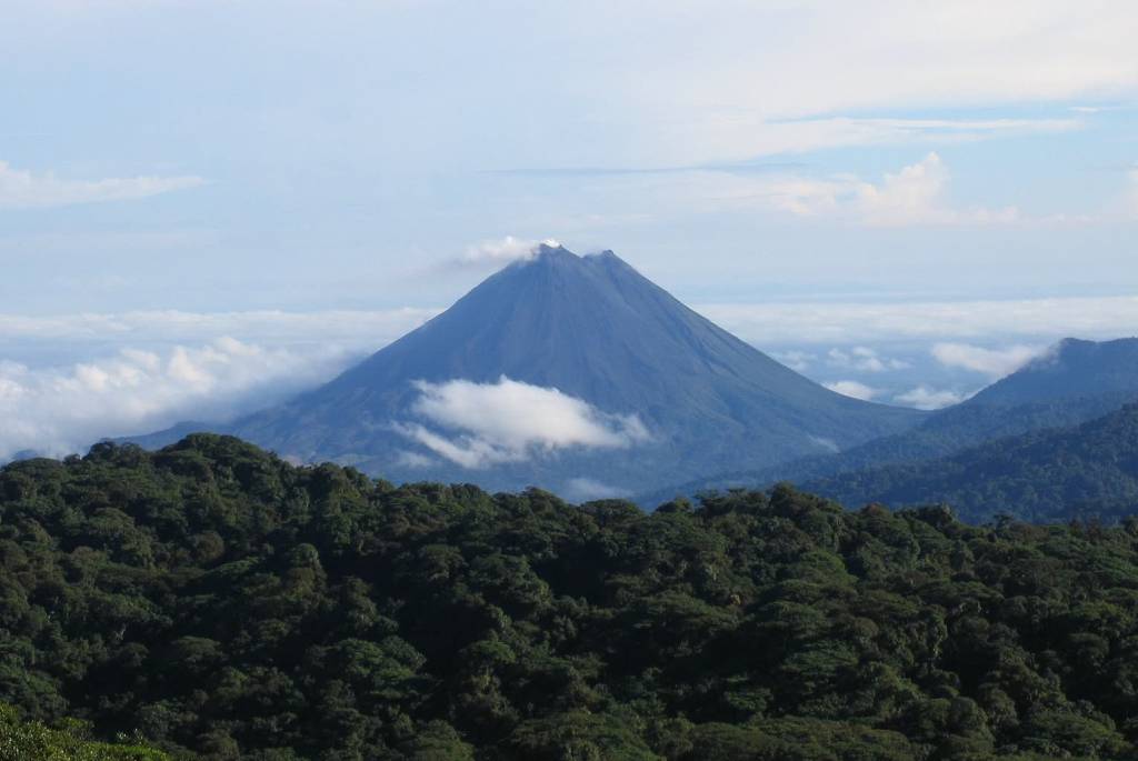 arenal volcano as seen from monteverde 2021 11 26 153318