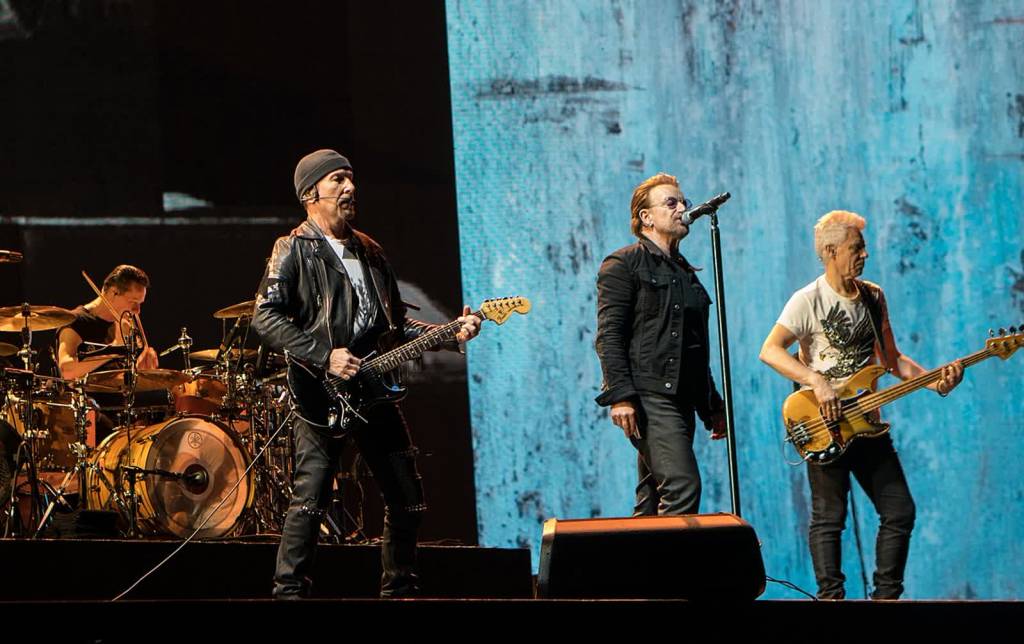 u2 on joshua tree tour 2017 brussels 8 1 17 2021 11 20 150813