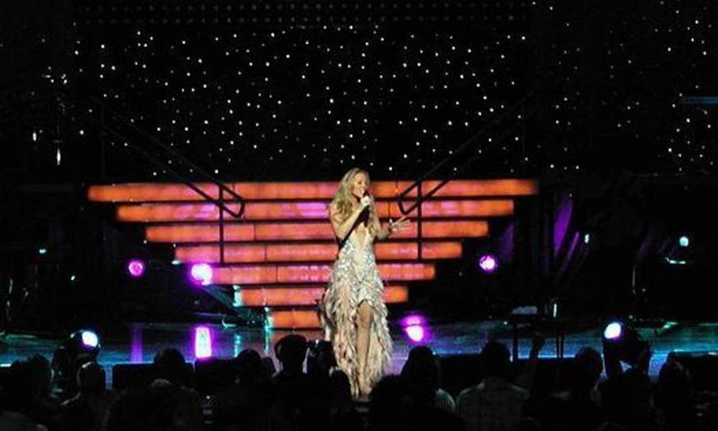 mariah carey 2003 tour 1 2021 12 24 130440