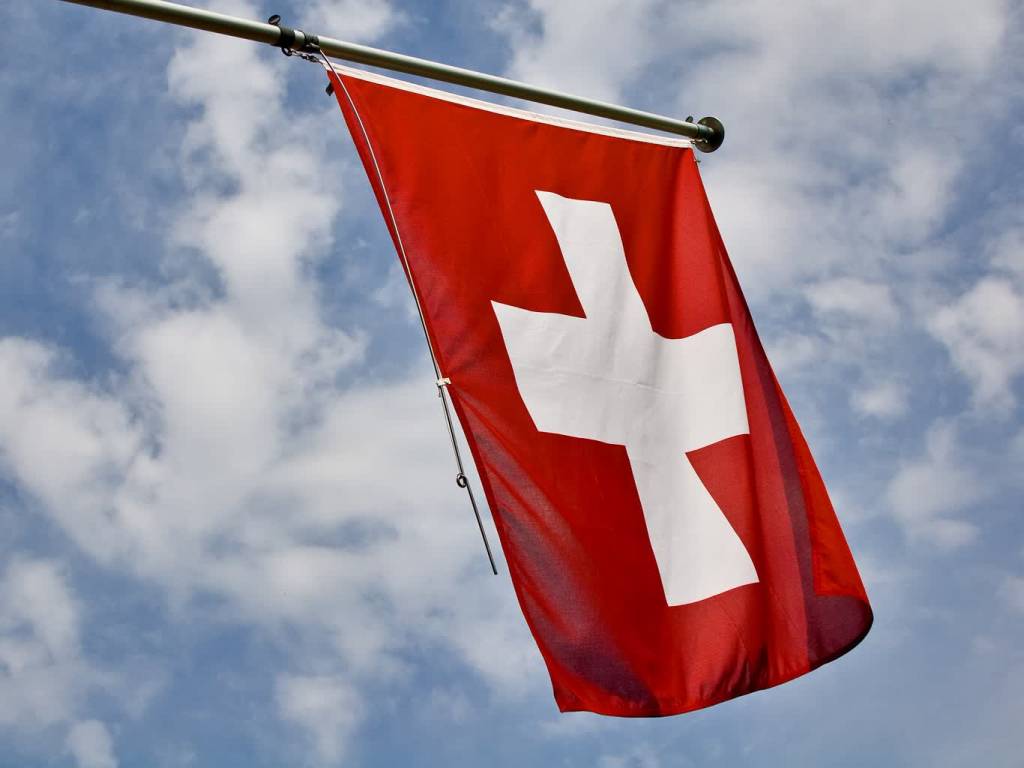 swiss gb635ea449 1920 2022 04 07 192054