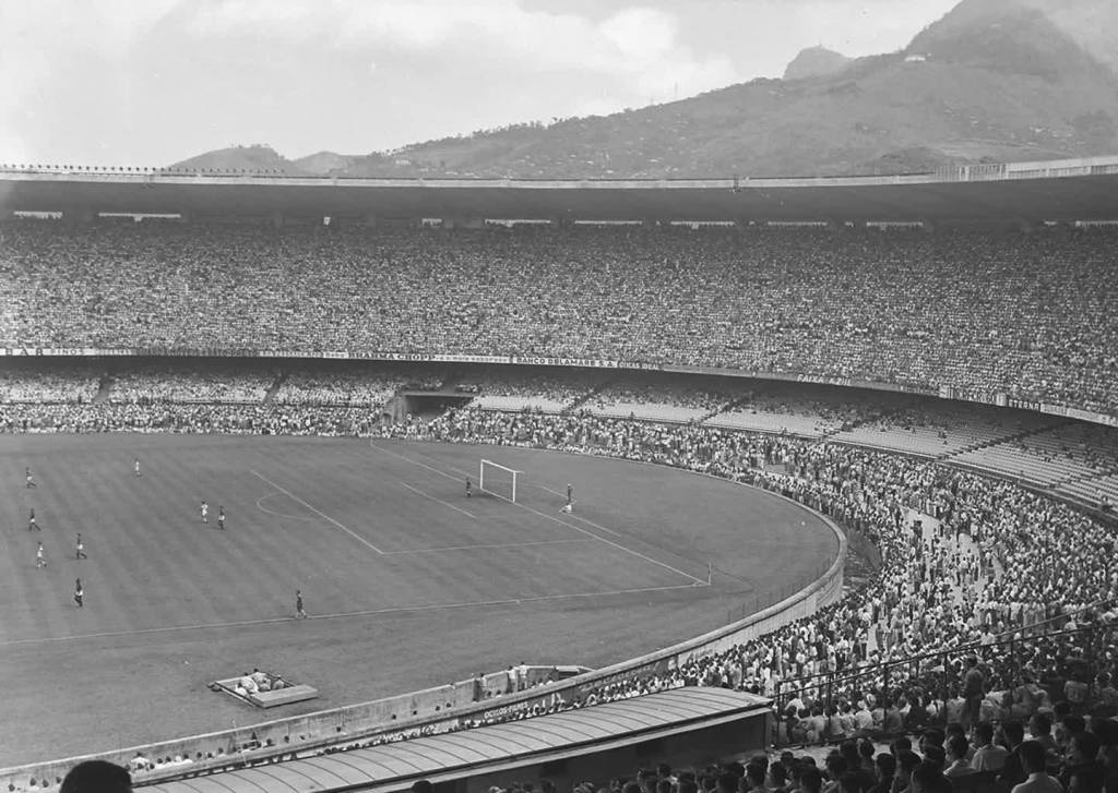 lossy page1 1024px jogo no estadio do maracana antes da copa do mundo de 1950.tif 2022 05 25 210922