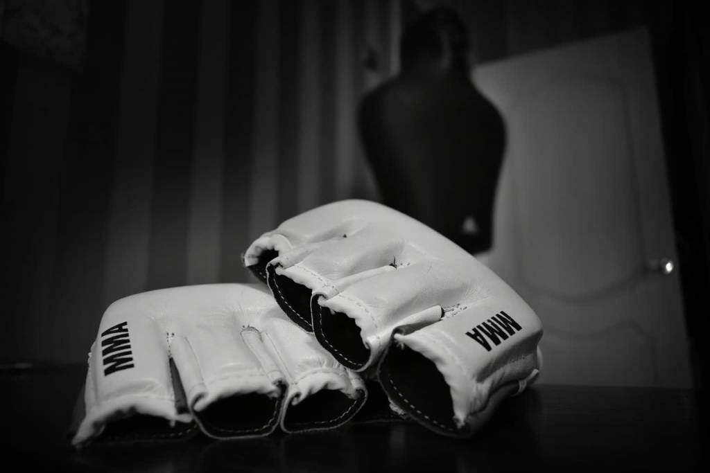 gloves g9eda18698 1920 2022 06 11 142237