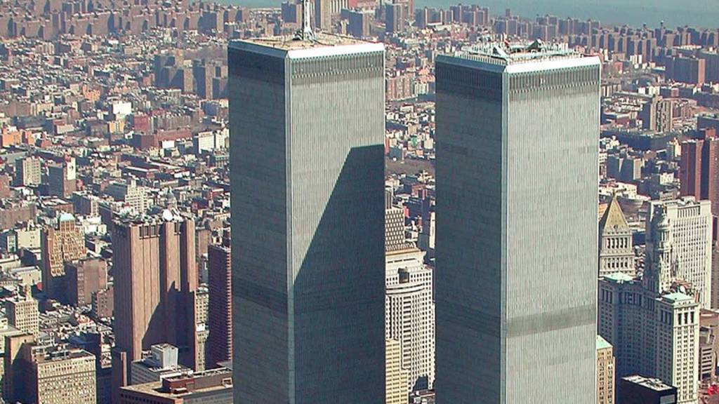 world trade center new york city aerial view march 2001 2022 09 11 101736